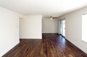 Burberry Place in Lafayette, IN - Building Photo - Interior Photo