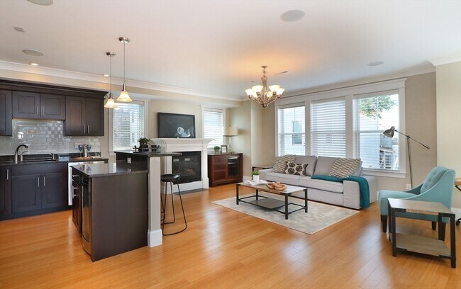 property at 276 Bowen St