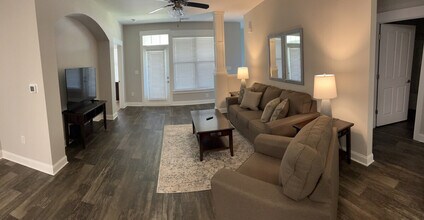 8601 Lenten Rose Ct in Charlotte, NC - Building Photo - Building Photo