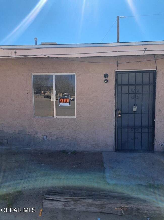 property at 623 NE Davis St