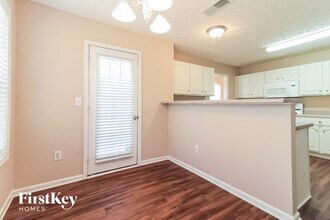 812 Eagle Glen Crossing in Woodstock, GA - Building Photo - Building Photo