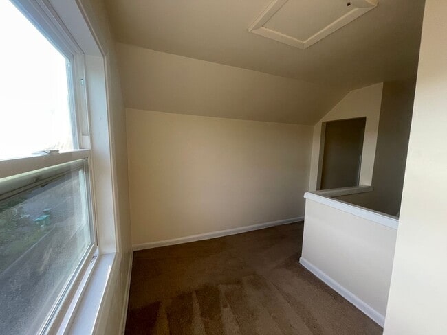 property at 3414-3418 SE Vineyard Rd