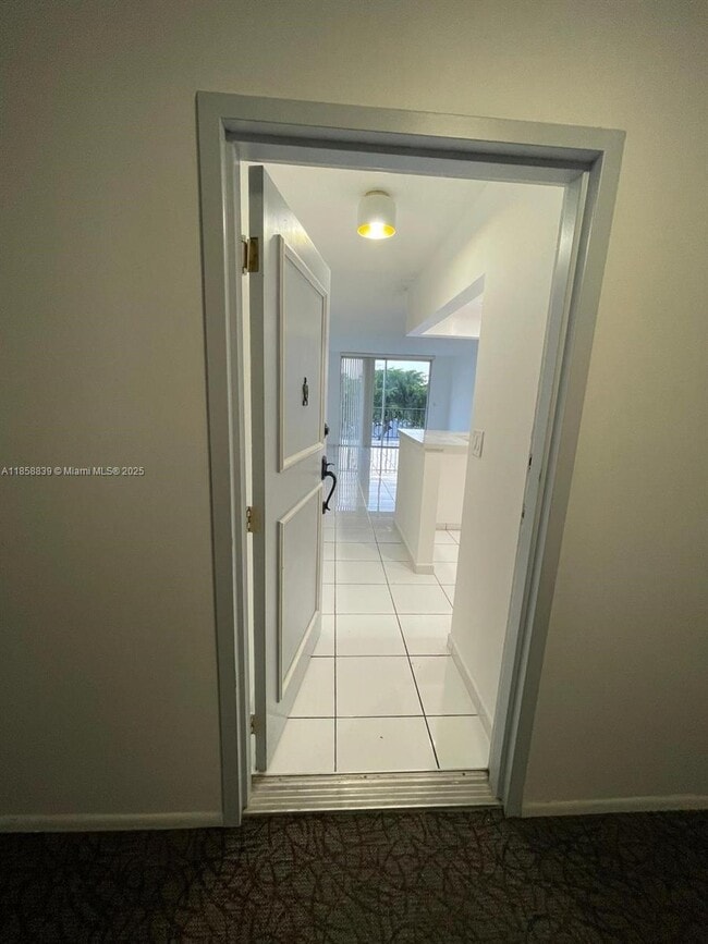 1465 NE 123rd St in North Miami, FL - Building Photo - Building Photo