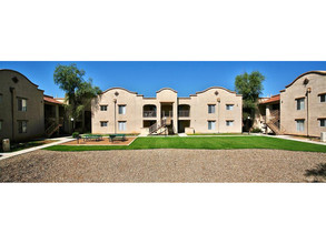 Sahuarita Mission Apartments in Green Valley, AZ - Building Photo - Building Photo