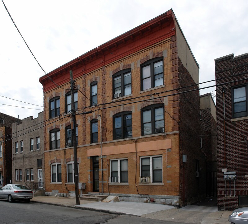 65 Malvern St in Newark, NJ - Foto de edificio