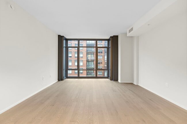 1425 Hudson St in Hoboken, NJ - Building Photo - Building Photo