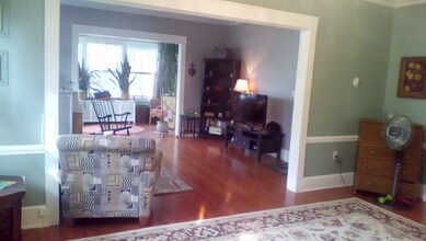 6 Barton Ave SE in Minneapolis, MN - Building Photo - Building Photo