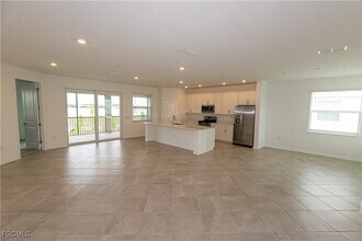 16572 Kingwood Ln in Punta Gorda, FL - Foto de edificio - Building Photo