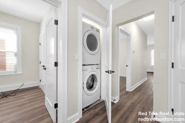 16 O St, Unit 2 in Boston, MA - Building Photo - Building Photo