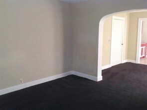 925 N Grant Ave in Indianapolis, IN - Building Photo - Building Photo