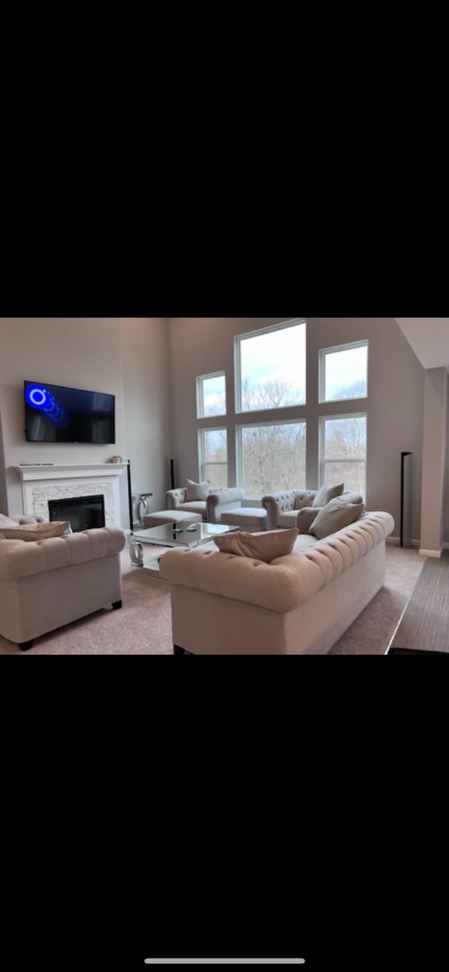 6933 Daybreak Dr in Cincinnati, OH - Building Photo - Building Photo