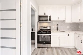 7420 Vanalden Ave in Los Angeles, CA - Building Photo - Building Photo