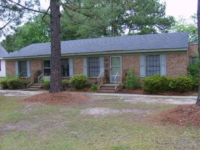 607 Fairview Ave in Wilson, NC - Foto de edificio - Building Photo