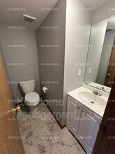 502 Sky Vue Dr in Raymore, MO - Building Photo - Building Photo