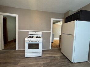 17 Mitchell Ave-Unit -2 in Binghamton, NY - Building Photo - Building Photo