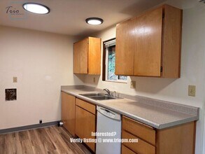 2600 Onyx St in Eugene, OR - Building Photo - Building Photo