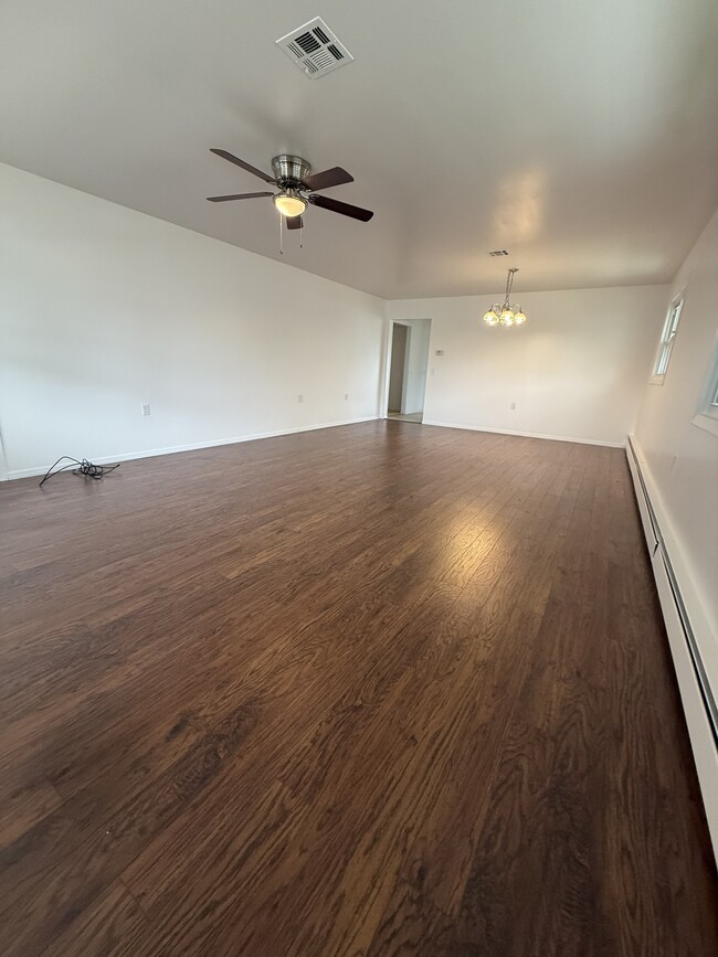 20 Vail St in Toms River, NJ - Building Photo - Building Photo