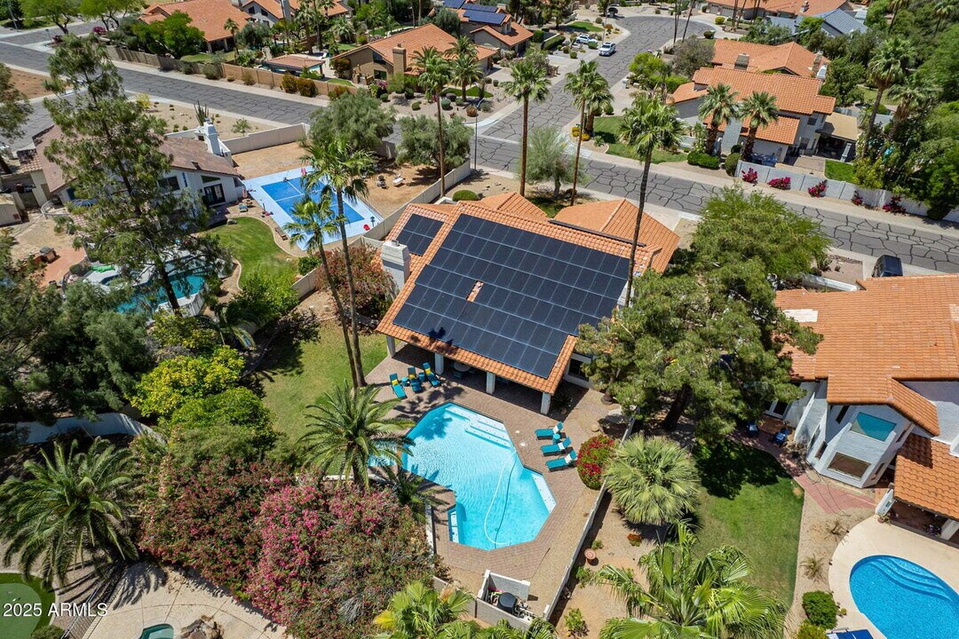 12537 N 76th Pl in Scottsdale, AZ - Building Photo