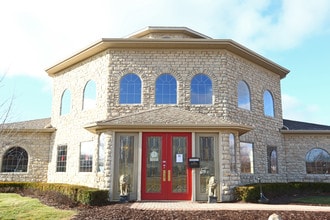 Lions Gate in Davison, MI - Foto de edificio - Building Photo