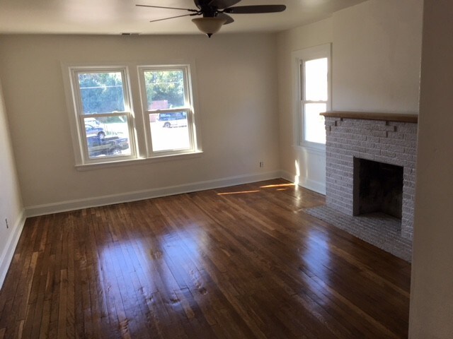 6852 Main St, Unit 3