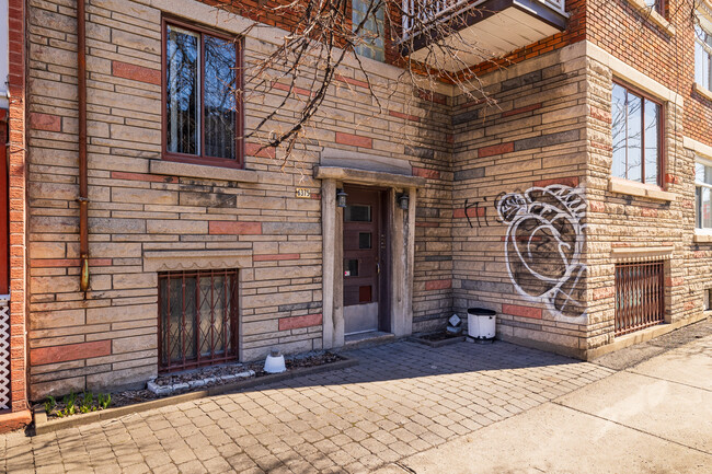 6375 Papineau Av in Montréal, QC - Building Photo - Building Photo