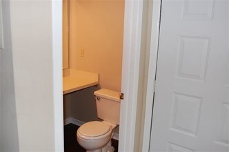 200 Briarcrest Dr in Ann Arbor, MI - Building Photo - Building Photo