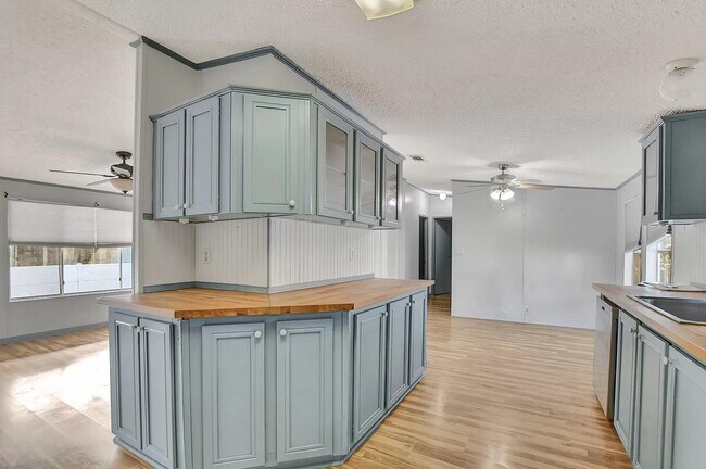 11904 Anchorage Way in Boca Raton, FL - Foto de edificio - Building Photo