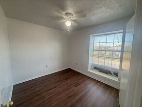 612 Luxton St, Unit 202 in Fort Worth, TX - Building Photo - Building Photo