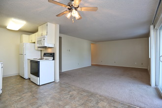 The Courtyard Apartment Homes in Mukilteo, WA - Building Photo - Interior Photo