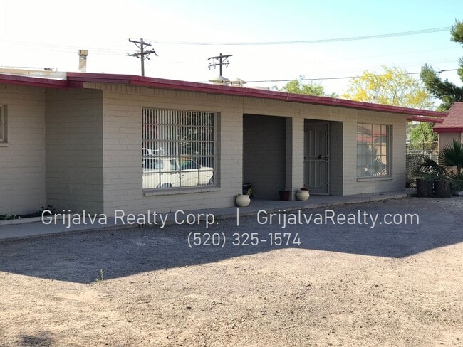 property at 744 W Nevada St