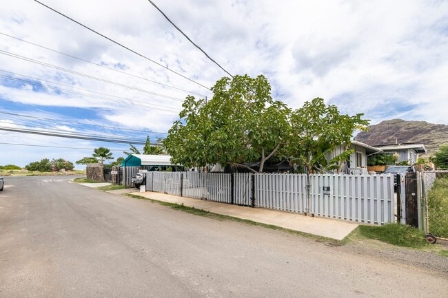 property at 87-1730-1730 Farrington Hwy