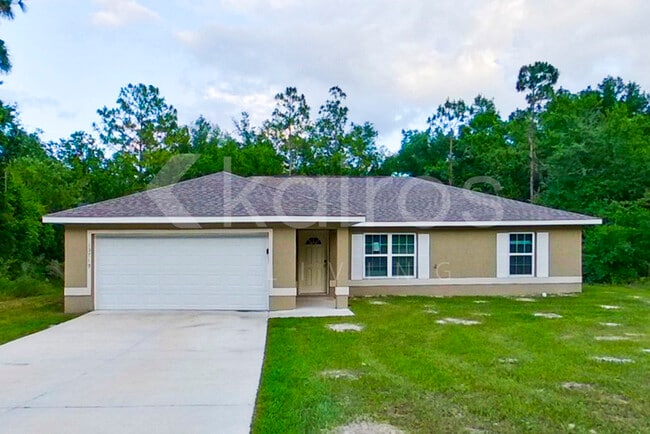 property at 13719 SW 89 Cir