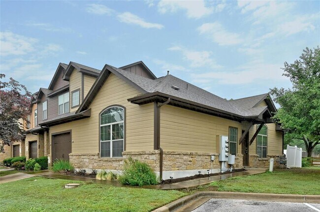 1708 Monahans Ln in Austin, TX - Building Photo - Building Photo