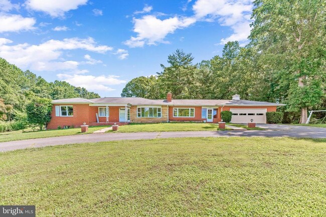 property at 2535 Solomons Island Rd