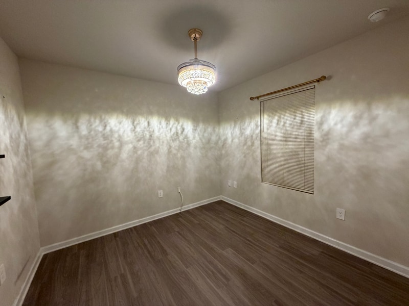 327 Raspberry Rd in Fort Pierce, FL - Building Photo