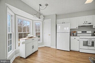 11154 Summers Cove in Fredericksburg, VA - Building Photo - Building Photo