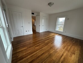 48 Dennison Ave, Unit #3 in Framingham, MA - Building Photo - Building Photo