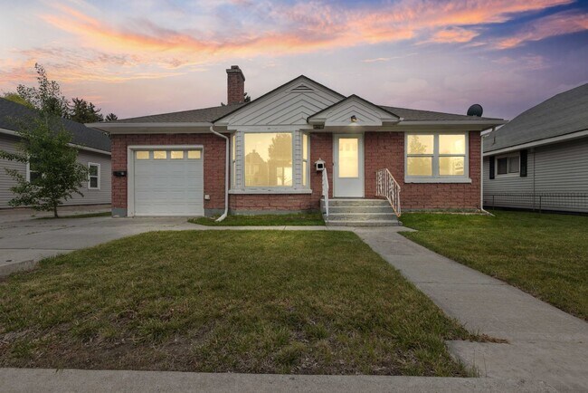 345 W 17th St in Idaho Falls, ID - Building Photo - Building Photo