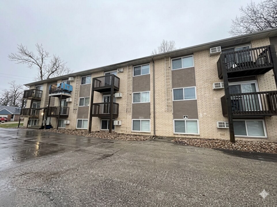 330 29th St Dr SE in Cedar Rapids, IA - Building Photo