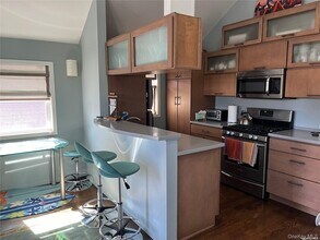 65 Ohio Ave in Long Beach, NY - Building Photo - Building Photo