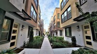 25333 Villager Ln in Hayward, CA - Foto de edificio - Building Photo