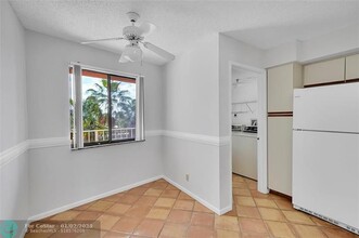 7370 S Oriole Blvd in Delray Beach, FL - Building Photo - Building Photo