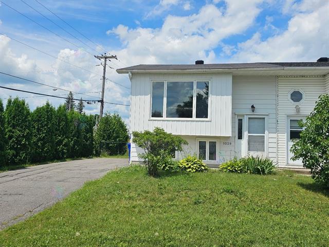 property at 1039 Rue Eugène-Trinquier