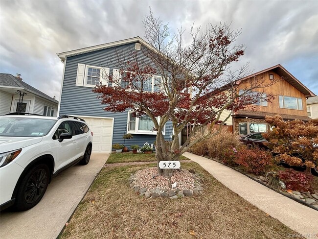 575 E Fulton St in Long Beach, NY - Building Photo - Building Photo