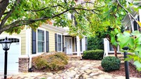 514 Cottage Ln in Southern Pines, NC - Foto de edificio - Building Photo