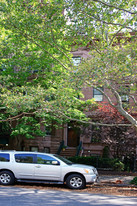 481 3rd St Apartments