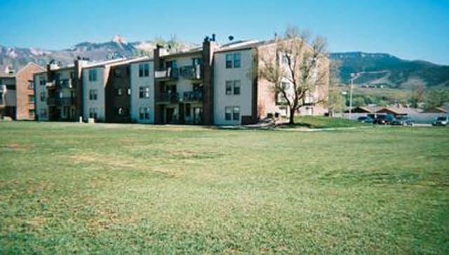 Cottonwood View Apartment Homes in Parachute, CO - Building Photo - Building Photo