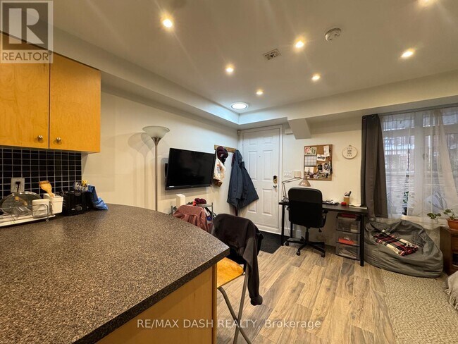property at 415-415 Jarvis St