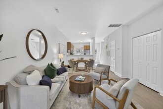 Townes at Prior in Wilmington, NC - Building Photo - Building Photo