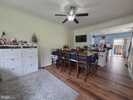 2429 Dew Meadow Ct in Herndon, VA - Building Photo